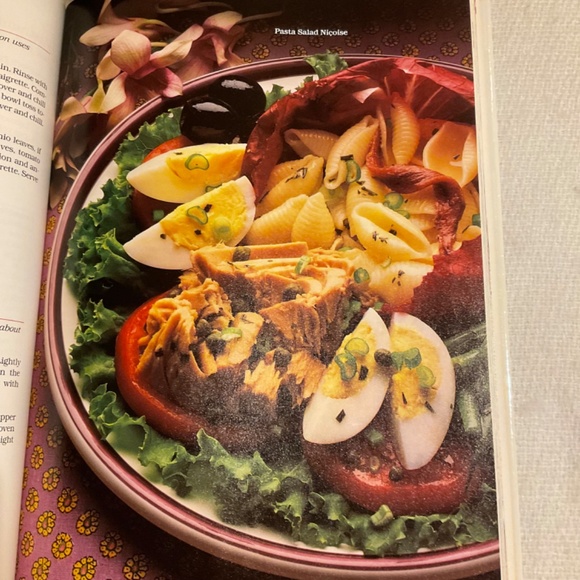 Vintage Better Homes & Gardens Cooking For One Cookbook Hardcover - Picture 6 of 10